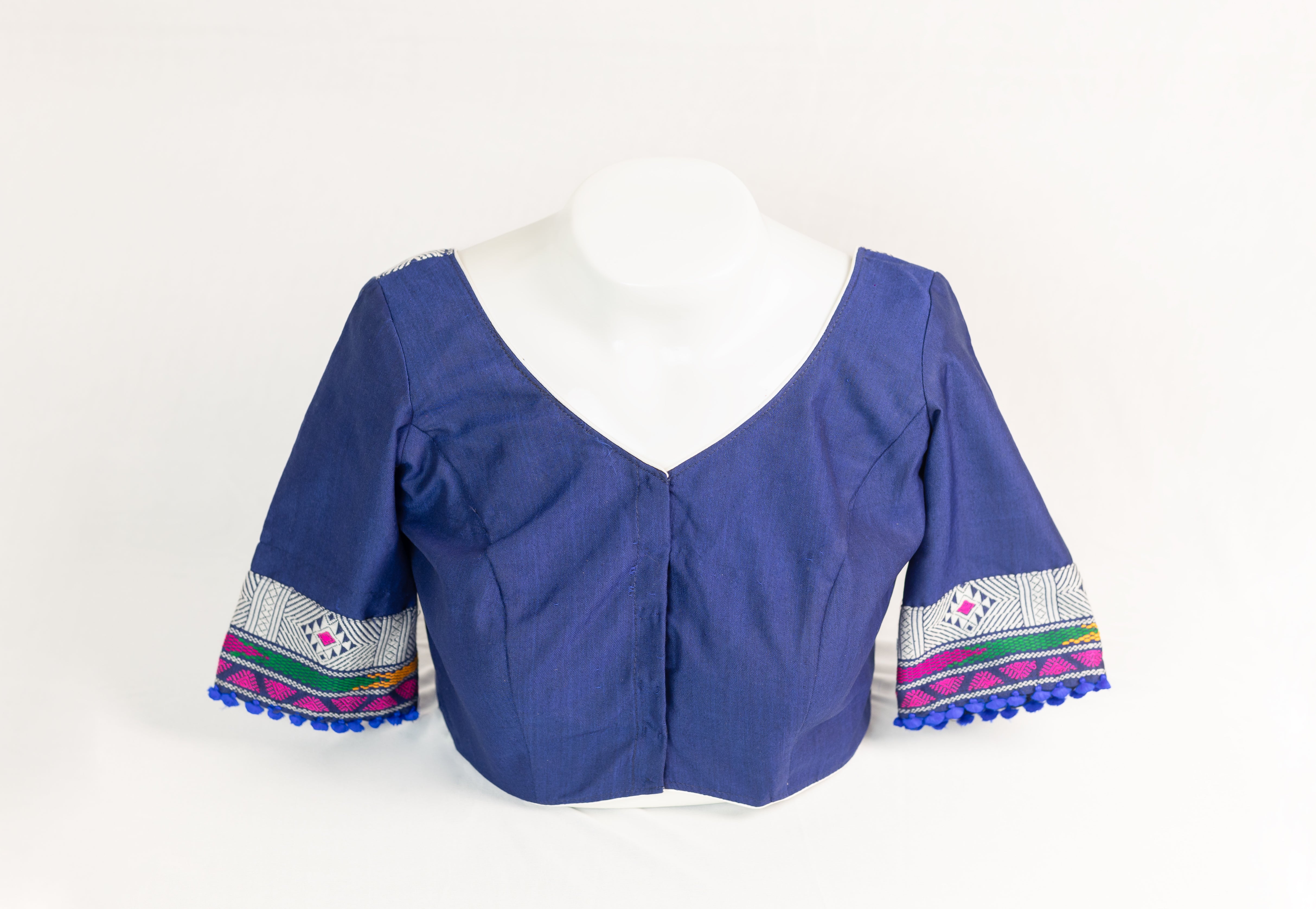 SWEETHEART NECK BLOUSE WITH TRADITIONAL KARBI MOTIF